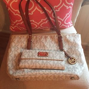 Authentic Michael’s Kors Purse and Wallet
